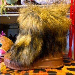 Fur Boots and Flat Screen Tv